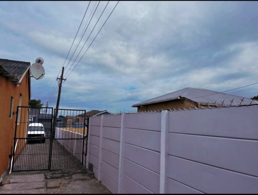 3 Bedroom Property for Sale in Ruyterwacht Western Cape
